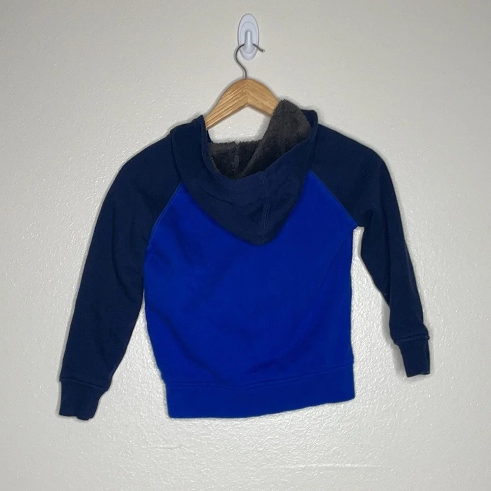 GAP Kids Lined Sweater Blue sz Small‎